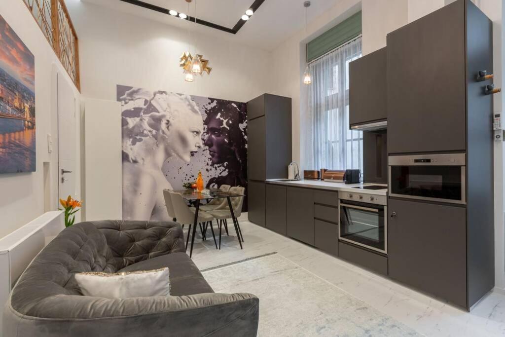 Premium Apartment By Hi5-King Street'S Luxury Suite Budapest Esterno foto